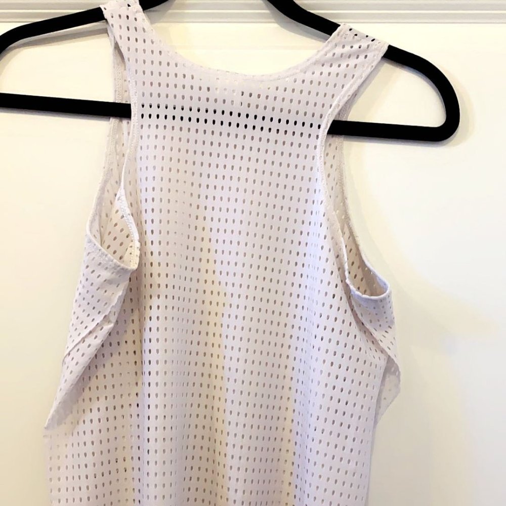Onzie Flow Size S White Tank